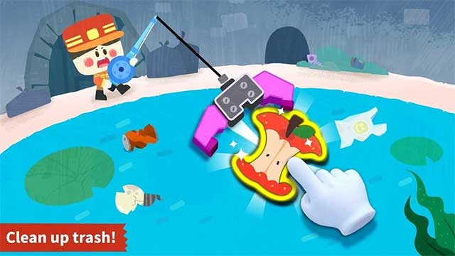 Thu dọn rác dưới hồ nước nhằm góp phần bảo vệ hệ sinh thái