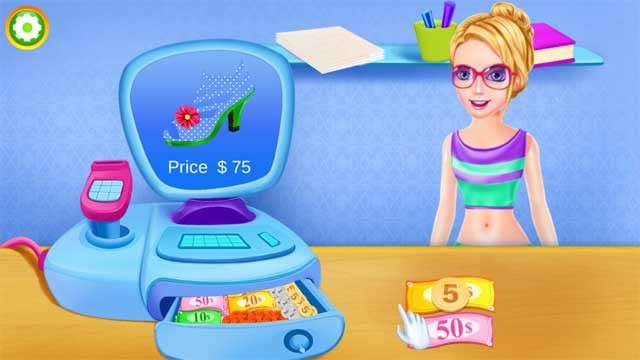 Sử dụng máy tính tiền ở cửa hàng và bán những đôi giày bạn thiết kế để thu về lợi nhuận