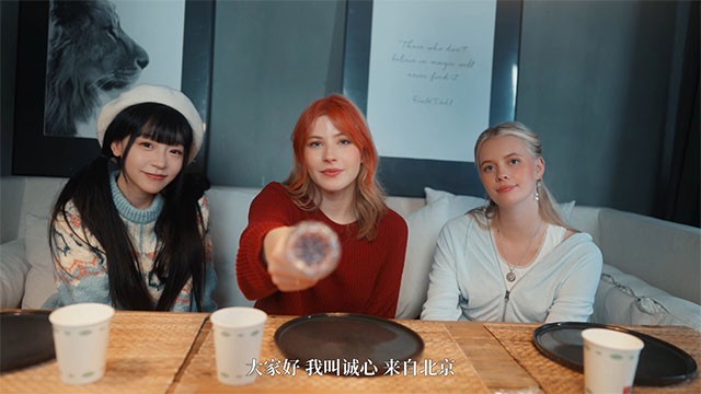 Câu chuyện tình yêu giữa một nam sinh với 3 cô gái sống chung nhà trọ