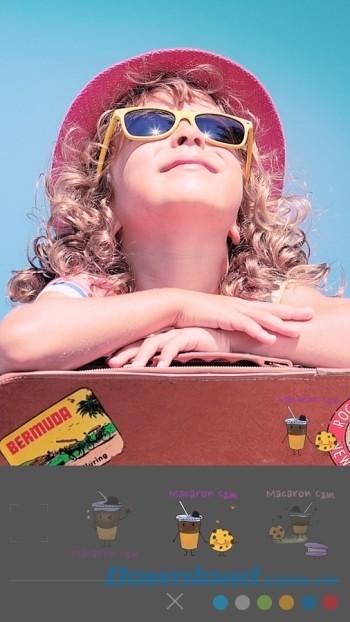 Các nhãn dán đáng yêu giúp bức ảnh thêm sống động, hài hước