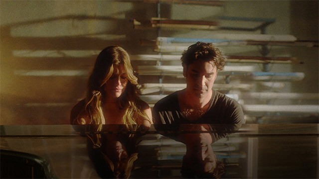 Loạt phim tâm lý tội phạm Người nhạc sĩ và hòn đảo - Maestro in Blue gồm 3 phần trên Netflix