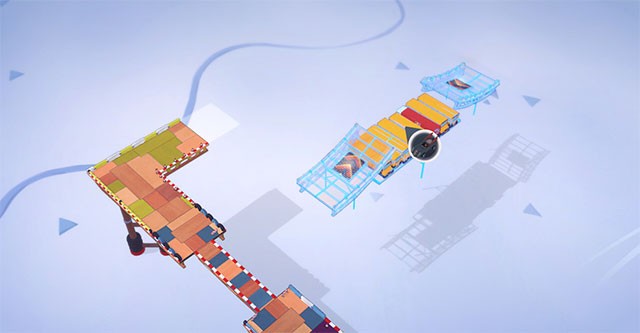 Tự thiết kế đường đua, thêm vào các vòng lặp, góc chua, chướng ngại vật... để thử thách bản thân cũng như đối thủ