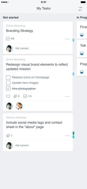 Trò chuyện và thảo luận công việc cùng nhau