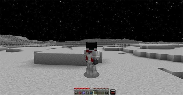 Bạn sẽ cần oxy và một bộ đồ vũ trụ để có thể sống sót trong khi khám phá