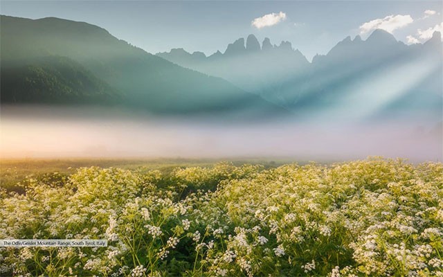 Moutain's Glow cung cấp bộ theme chất lượng cao, đầy tính nghệ thuật