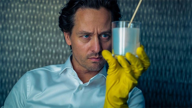 Murder Mindfully xoay quanh câu chuyện một luật sư thành đạt bỗng biến thành kẻ sát nhân...