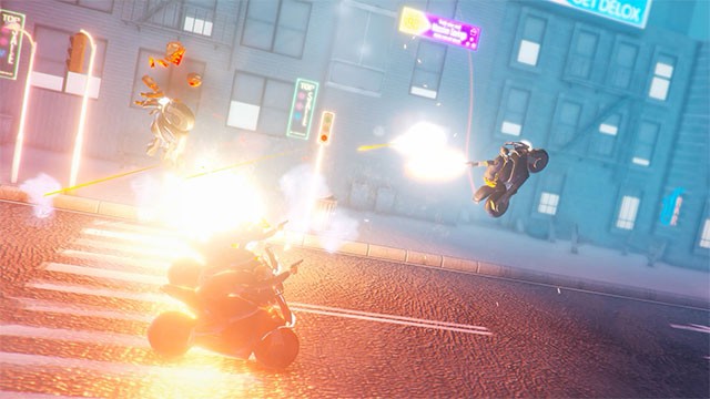 Thực hiện kỹ thuật đu dây, leo tường, lộn nhào... trong chiến đấu