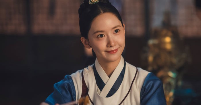 Yoona trong vai Yeon Ji Young - Một nữ đầu bếp tài năng xuyên không về thời Joseon