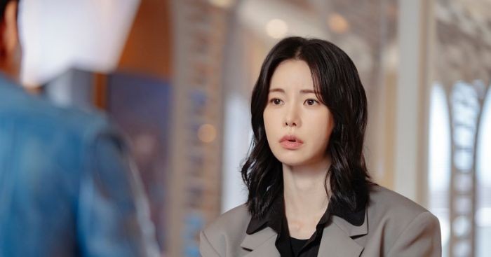 Lim Ji Yeon vai Wi Jeong Sin