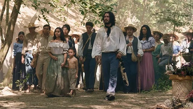 Trăm năm cô đơn được chuyển thể từ cuốn tiểu thuyết nổi tiếng của Gabriel García Márquez, xuất bản những năm 60 của thế kỷ trước