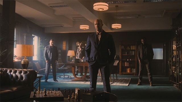 Bên cạnh những người đồng đội 'cool ngầu' trong Operation Fortune