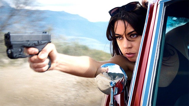 Mãn nhãn với những pha hành động, rượt đuổi đẳng cấp Hollywood trong Phi Vụ Toàn Sao