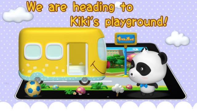 Vui chơi cùng gấu trúc nhỏ đáng yêu