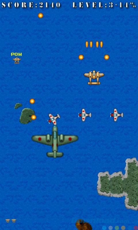 Máy bay địch xuất hiện từ nhiều hướng