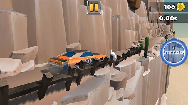 Đua xe vượt chướng ngại vật và những cung đường nguy hiểm của Race in Desert