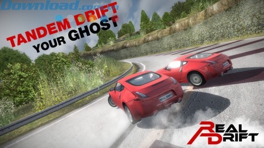 Điều chỉnh góc dạt, cạnh tranh với đối thủ trên đường đua