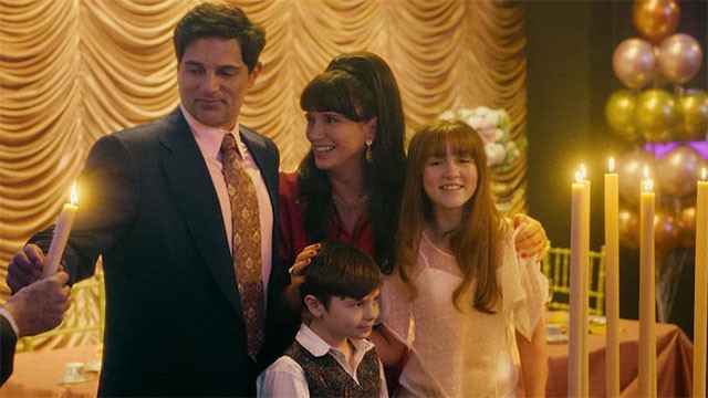 Sergio từng có 1 gia đình hạnh phúc trước khi vướng vào nợ nần chồng chất...