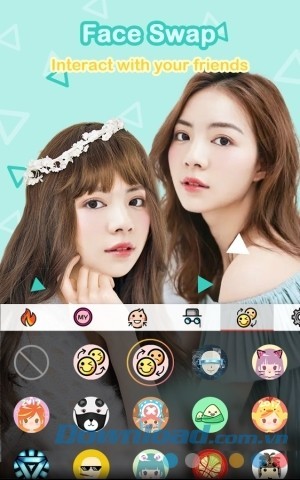 Rokk Android có tính năng hoán đổi khuôn mặt