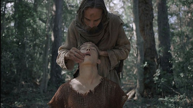 Rừng hiến tế là 1 bộ phim kinh dị của Nam Phi