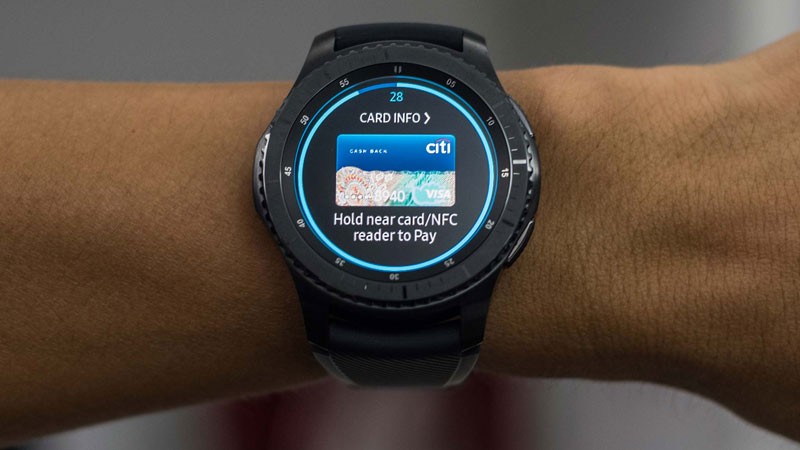 Thanh toán nhanh chóng với Samsung Pay trên Gear S3