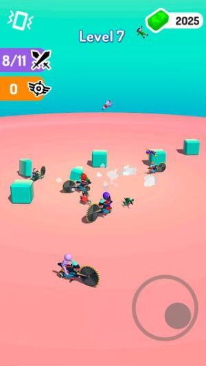 Di chuyển linh hoạt và cắt kẻ thù thành nhiều mảnh