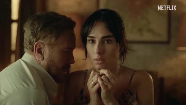 Cuộc chiến giữa hai chị em Perla và Antonia bắt nguồn từ sự ghen tuông và lòng thù hận