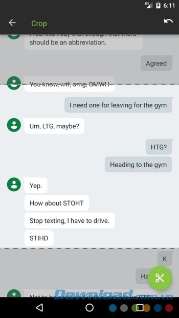 Chọn công cụ crop để cắt phần ảnh thừa