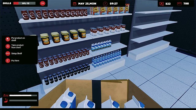 Sắp xếp hàng hóa lên kệ thật bắt mắt và thu hút được sự chú ý của khách hàng