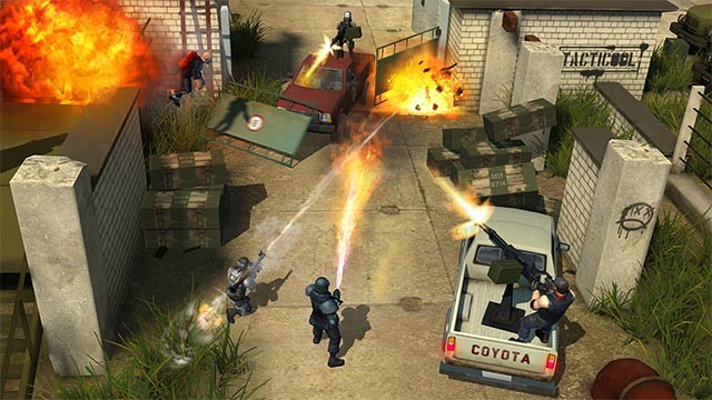 Góc nhìn từ trên xuống cho phép bao quát toàn bộ chiến trường Tacticool