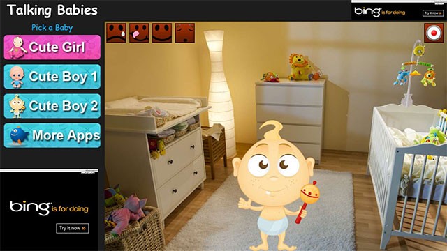 Tương tác cùng em bé với nhiều hành động khác nhau