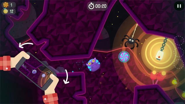 Nghiêng thiết bị để điều khiển chú mèo béo