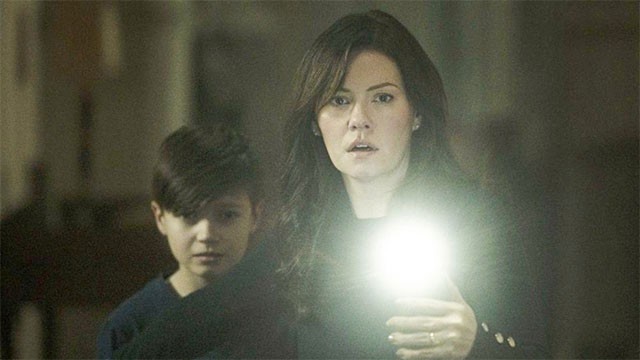 Hầm Khải Huyền là bộ phim kinh dị siêu nhiên hợp tác giữa Ailen và Bỉ