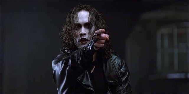 Quạ đen là bộ phim hành động siêu anh hùng Gothic của điện ảnh Mỹ với 5 phần