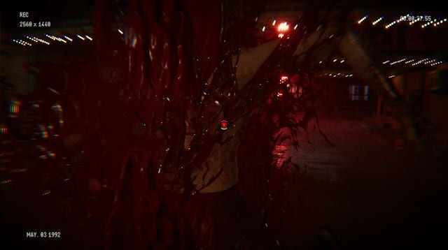 Đối đầu với quân đoàn ma cà rồng đang chiếm giữ thành phố