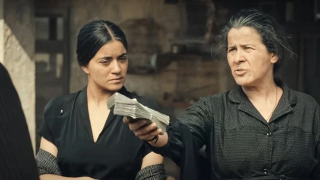 Chứng kiến hành trình của gia đình Baladro trong việc kiến tạo một đế chế nhà thổ tại Mexico vào những năm 1960