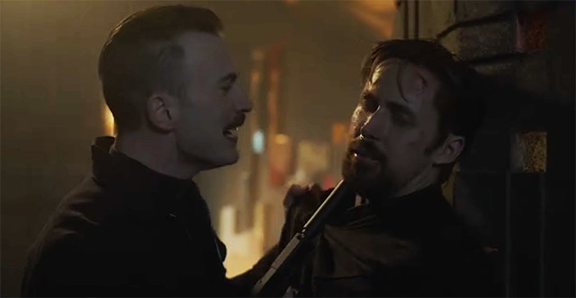 The Grey Man nhận được đánh giá tích cực bởi diễn xuất của 2 ngôi sao Ryan Gosling và Chris Evans