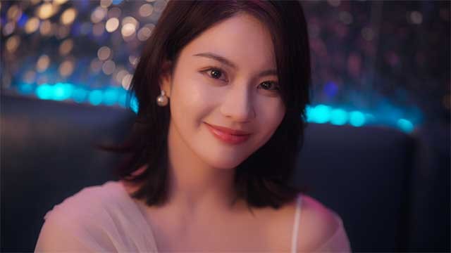 Trò chơi có 10 nhánh cốt truyện với hướng phát triển và kết cục khác nhau