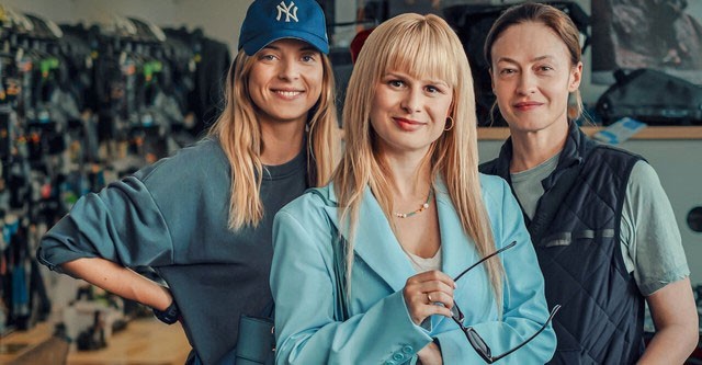 The Mothers of Penguins xoay quanh câu chuyện về những người cha, người mẹ đặc biệt