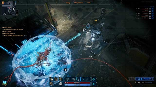 Chơi một mình hoặc với tối đa 7 người khác trong các trận đấu chiến thuật