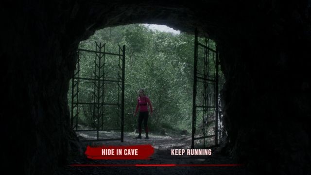 Điều khiển nhân vật chạy trốn, ẩn nấp và lựa chọn để thoát khỏi những tên sát nhân săn đuổi