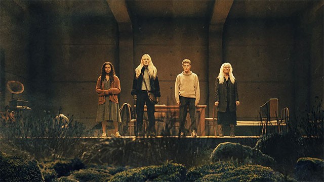 The Watchers - Những kẻ theo dõi là bộ phim kinh dị siêu nhiên Mỹ năm 2024