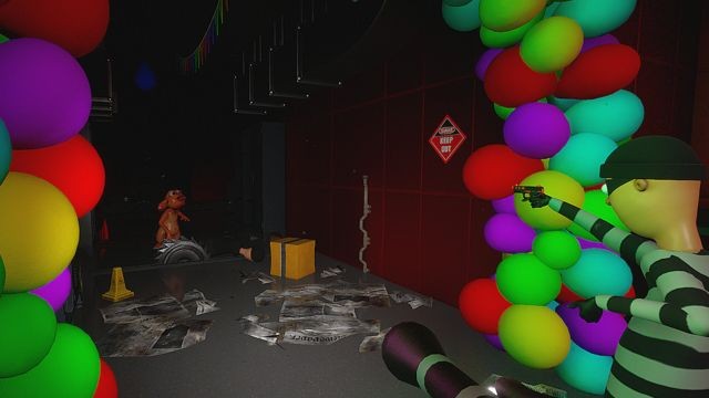 Kết hợp vũ khí, trang bị và máy quét để hành động