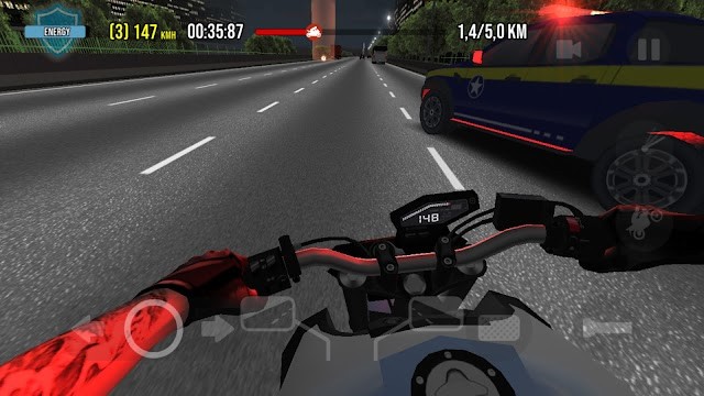 Trải nghiệm đua ô tô chân thực hấp dẫn trong game Traffic Motos 3