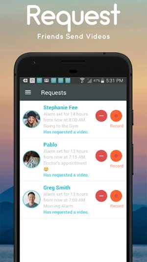 Sau đó gửi Request cho bạn bè để họ gửi video cho bạn