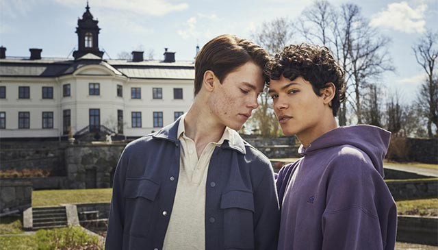 Với những rắc rối trong trường học, các mối quan hệ bạn bè và tình yêu